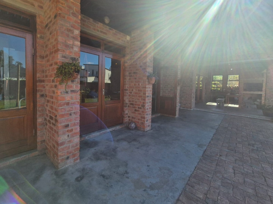 3 Bedroom Property for Sale in King George Park Western Cape